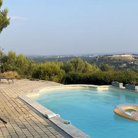 Сasa de vacaciones Maison D'architecte Avec Vue Panoramique Sur Le Palais Des Papes, A 10 Mn En Bus D'avignon Centre Villeneuve-lès-Avignon